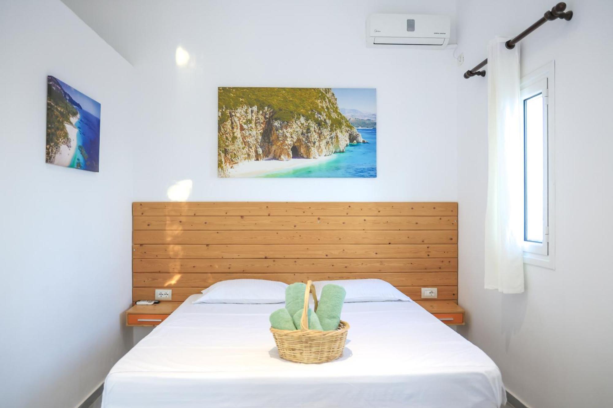 Casablanca Rooms Dhërmi Extérieur photo